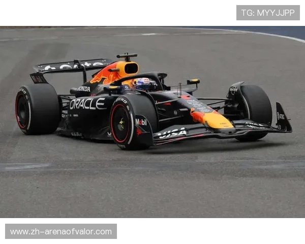 维斯塔潘季军延续卫冕理论希望，落后诺里斯49分